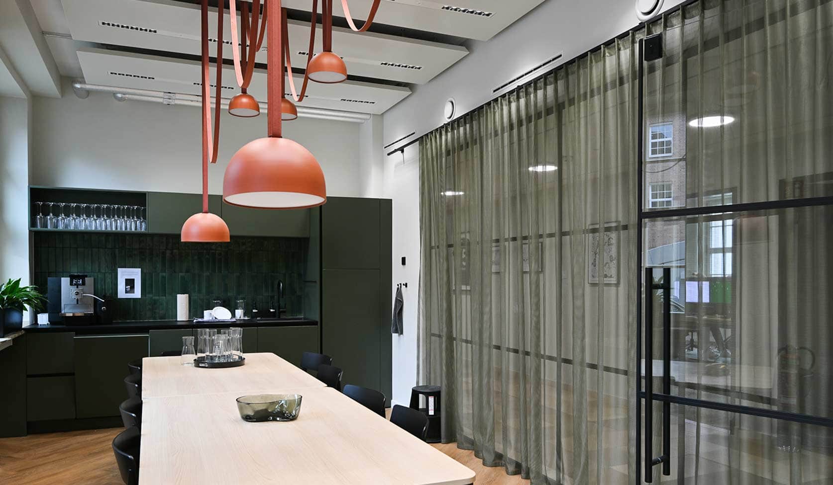 Schöner Besprechungraum in einer Soziätät in Düsseldorf.