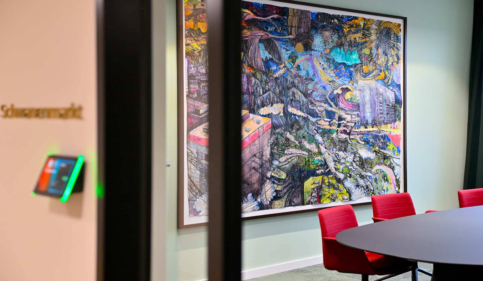 Moderna Besprechungsraum mit Kunst an der Wand in der Soziätät, Gantgeführer, Rechtsanwälte, Wirtschaftsprüfer, Steuerberater in Düsseldorf.